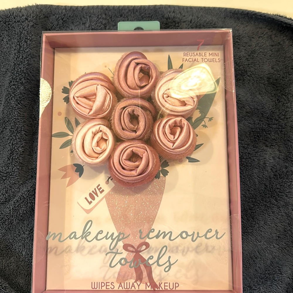 Makeup remover towels. Brand new. 7 towels.